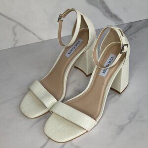 Steve Madden NWOT Dillion White Crocodile Block Heels